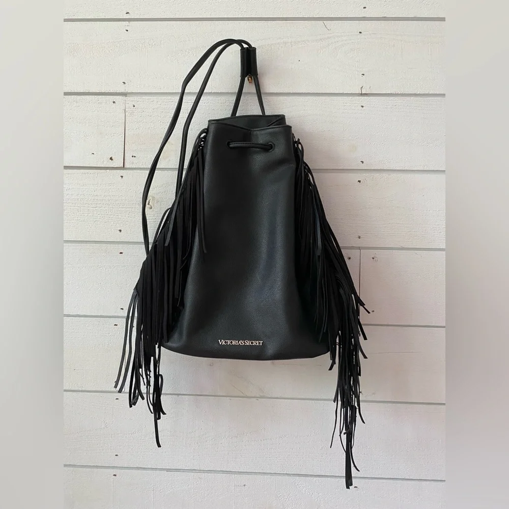 Victorias Secret size 14”